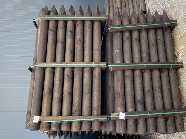 clotures-equestres---poteaux-et-lisses