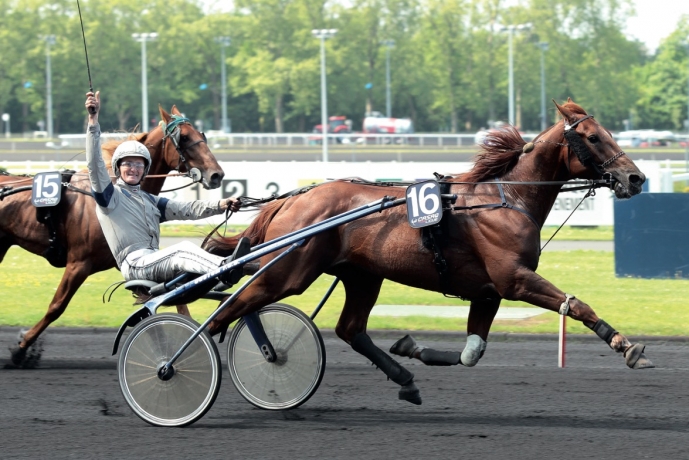 saillie-AKIM-DU-CAP-VERT-0