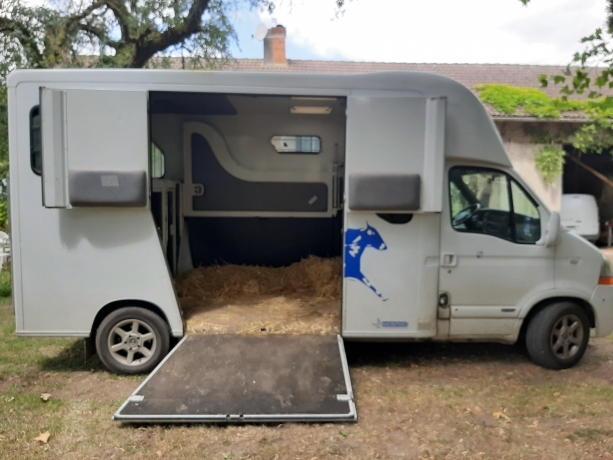 Renault-Master-Theault-Morpheo-1