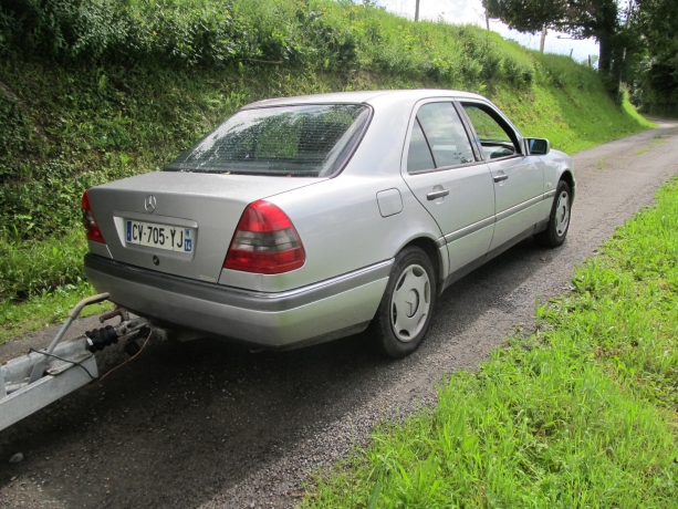 Mercedes-250-td-2L5-1996-194000-km-1
