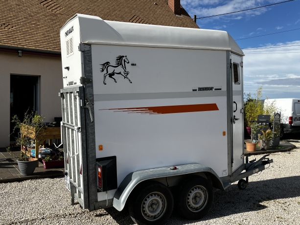 van-barbot-1-place-super-etat