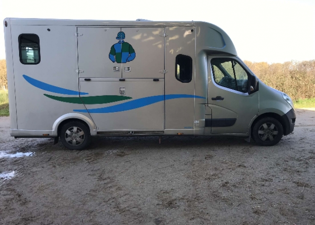 Renault-MASTER-2-3L-DCI-165-CARROSSERIE-THEAULT-STALLE-RALLONGEE