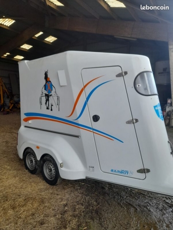 a-vendre-vans-barbot-1place