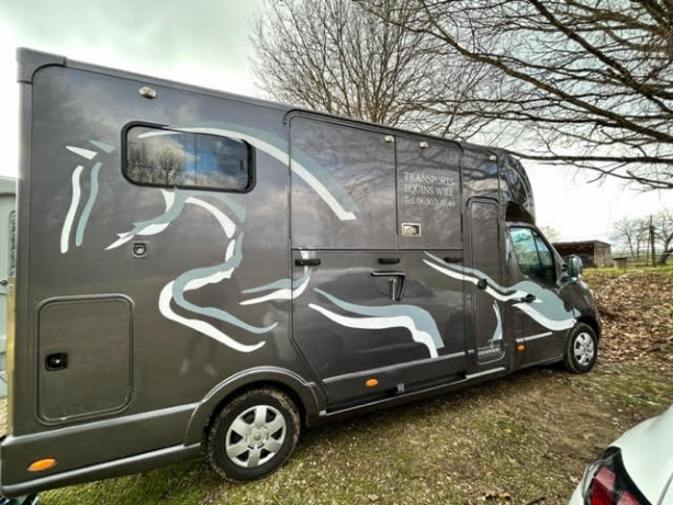 VL-CHEVAUX