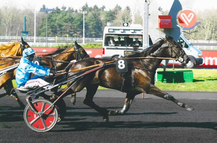 Part-Gospel-Pat---Heaven-pride-avec-saillie-2026