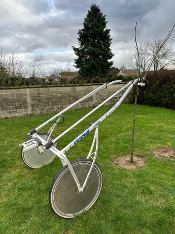 Sulky-custom-flexure-blanc-0